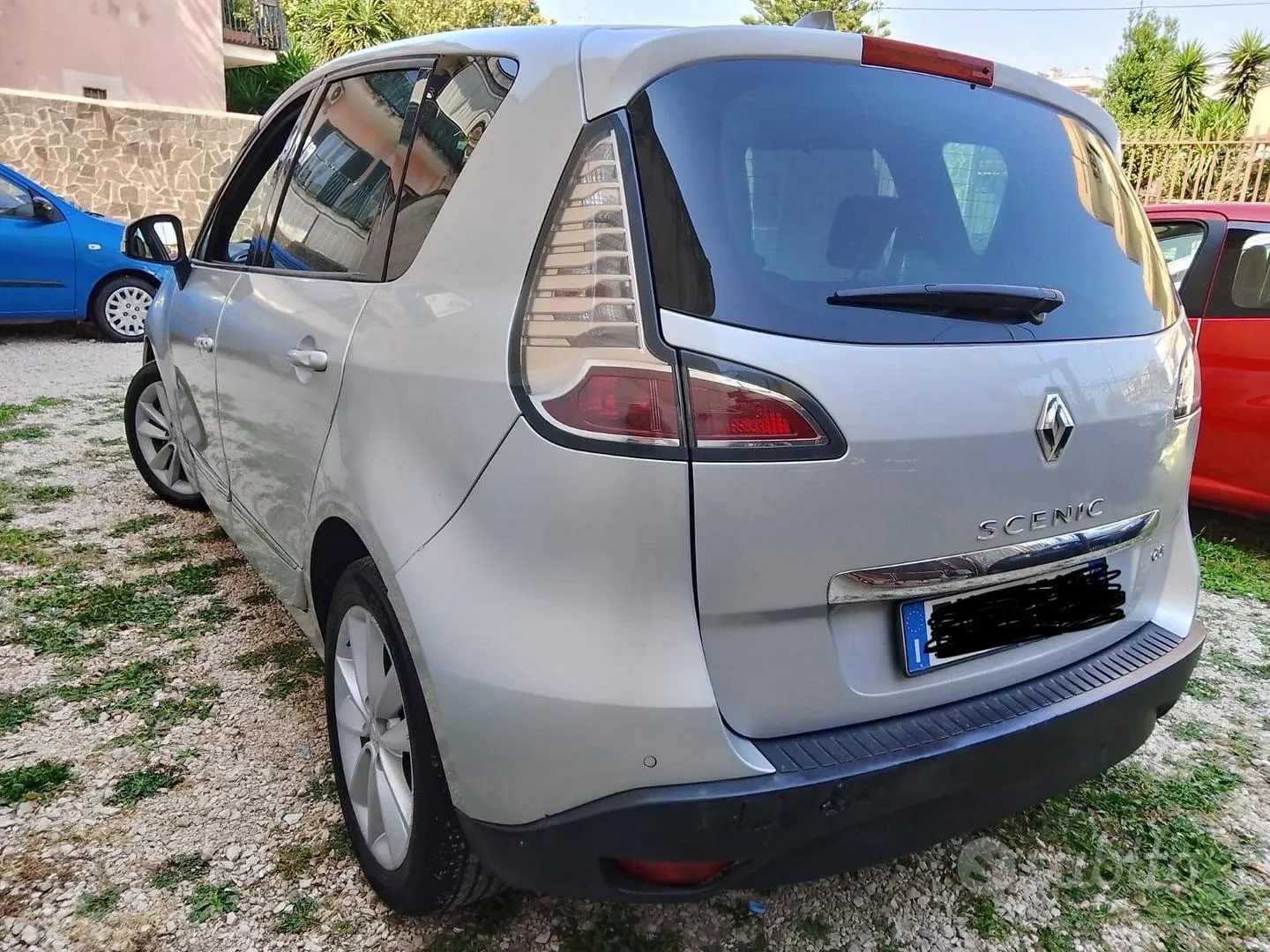 Renault Scenic 2012 photo 5