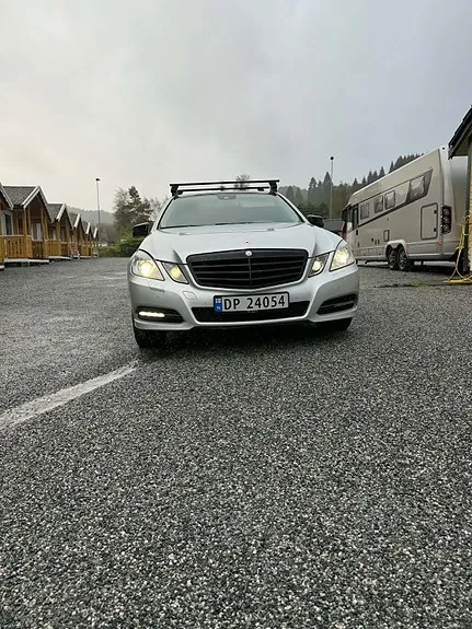 Mercedes-Benz E-Class 2013 photo 2