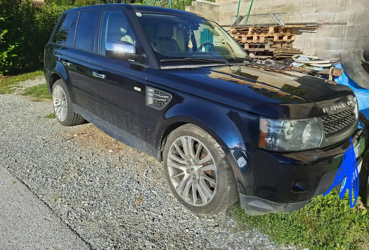 Land Rover Range Rover Sport 2011 photo 2