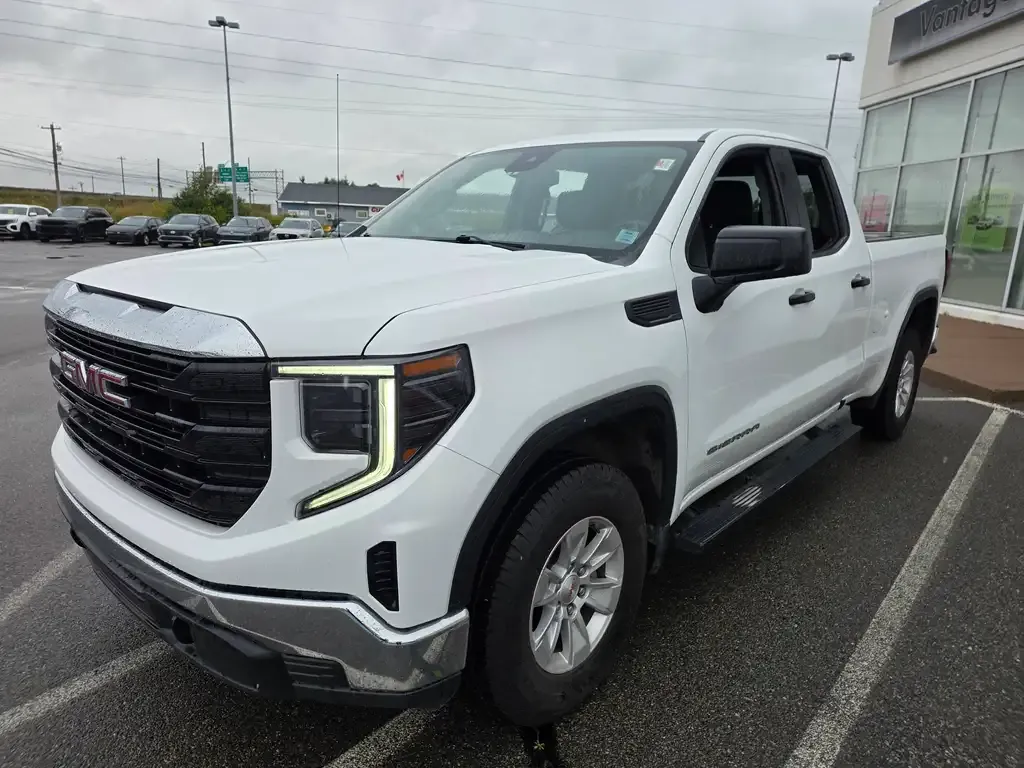 GMC Sierra 1500 2023 photo 3