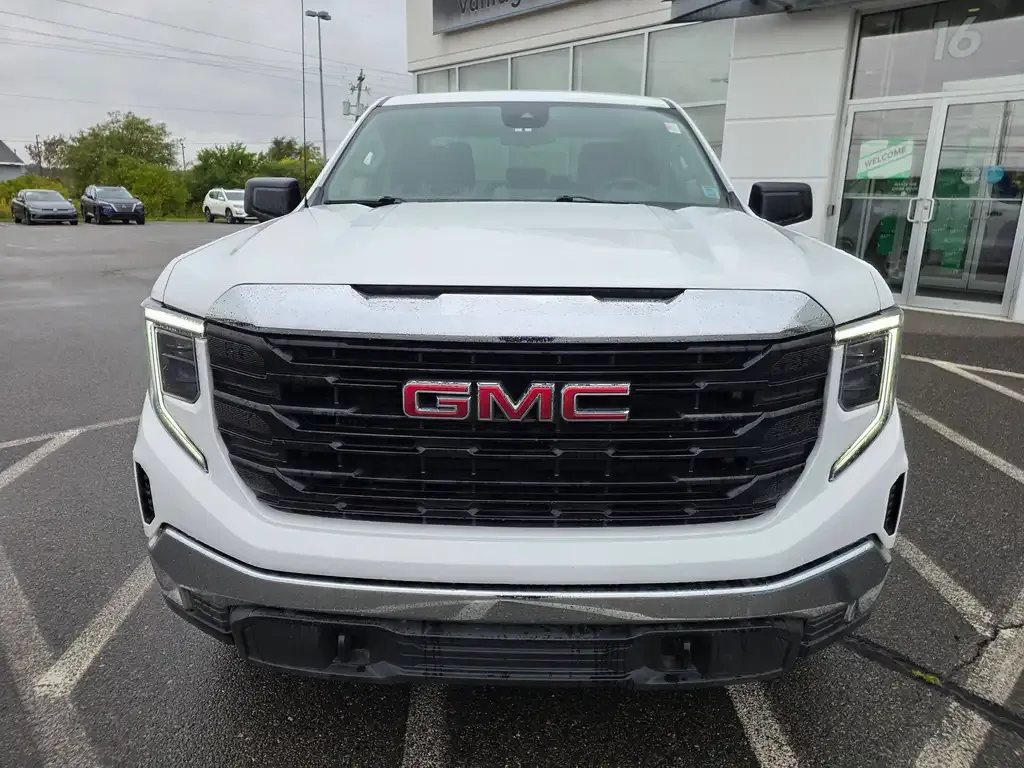 GMC Sierra 1500 2023 photo 2