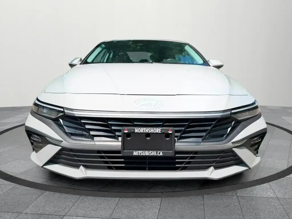 Hyundai Elantra 2025 photo 2