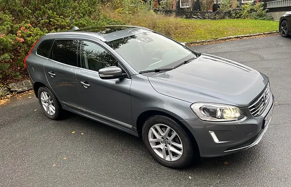 Volvo Xc60 2017 photo 2