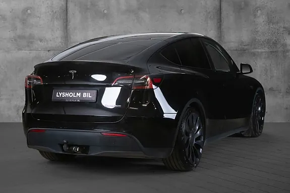Tesla Model Y 2022 photo 4