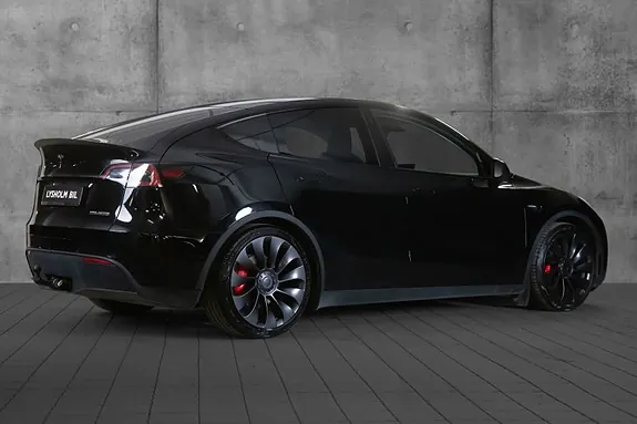 Tesla Model Y 2022 photo 5