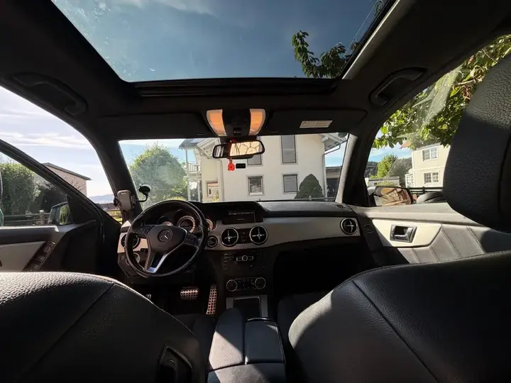 Mercedes-Benz Glk Class 2013 photo 3