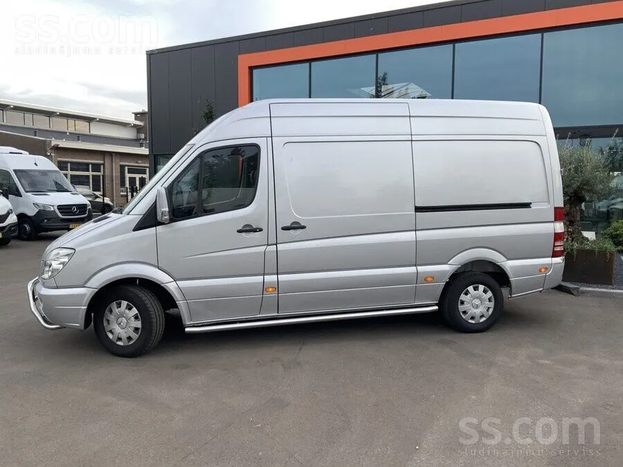 Mercedes-Benz Sprinter 2011 photo 5