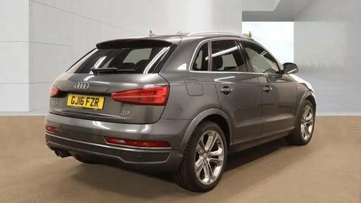 Audi Q3 2016 photo 5