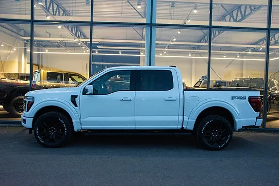 Ford F-150 2025 photo 4