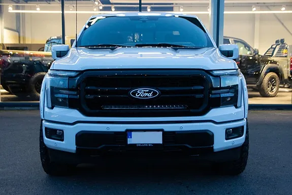 Ford F-150 2025 photo 2