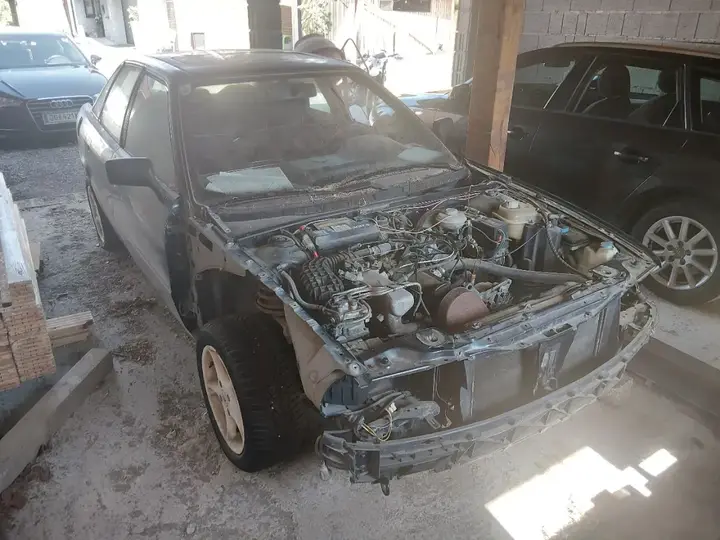Audi 80