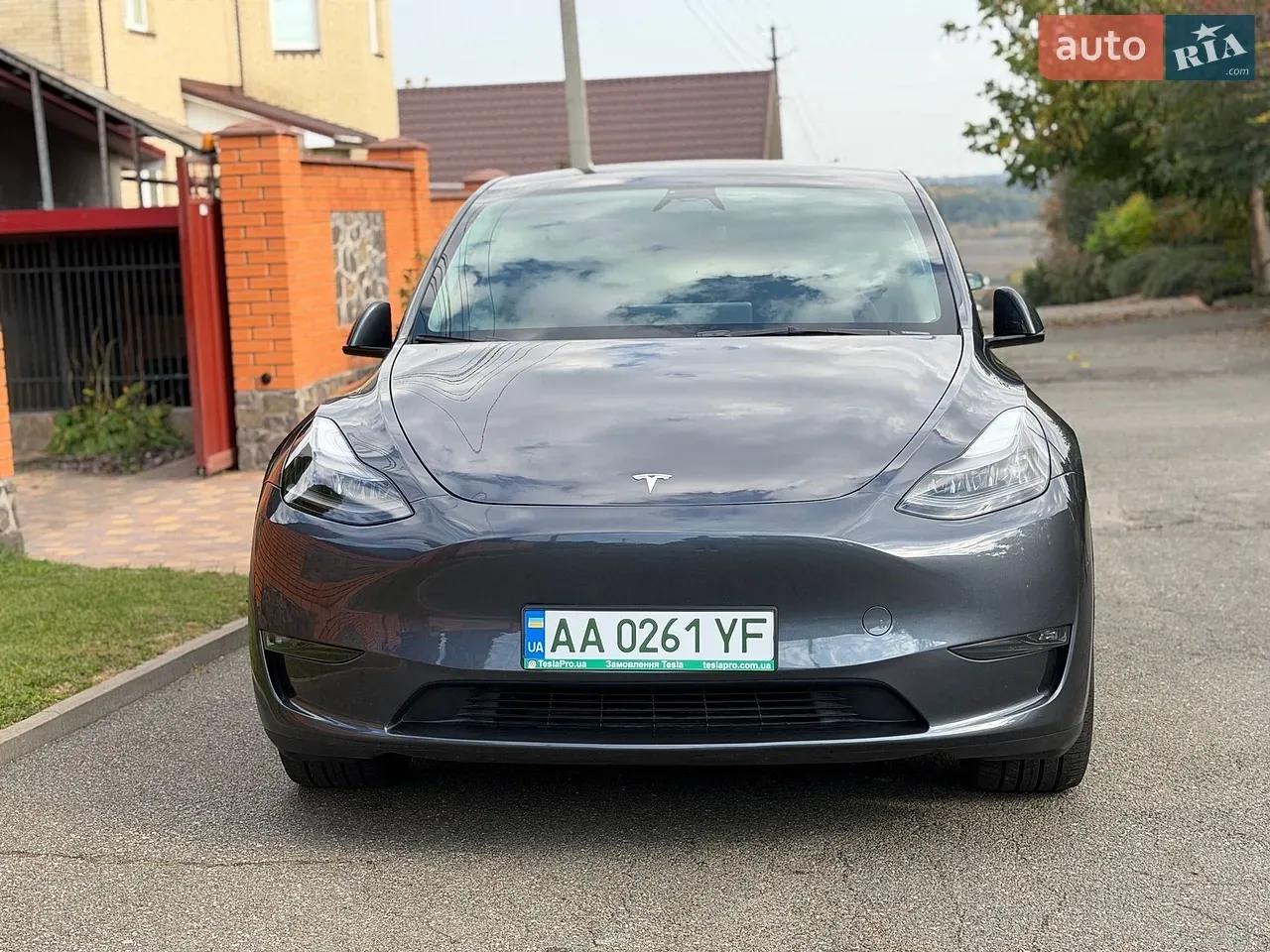 Tesla Model Y 2023 photo 4