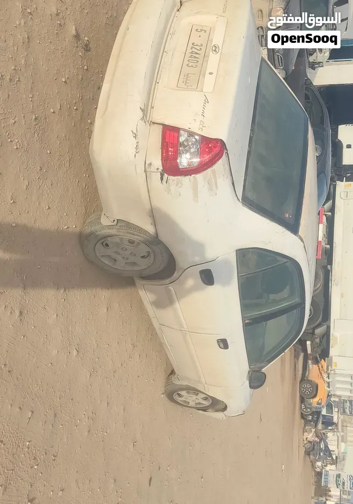 Hyundai Verna 2002 photo 2