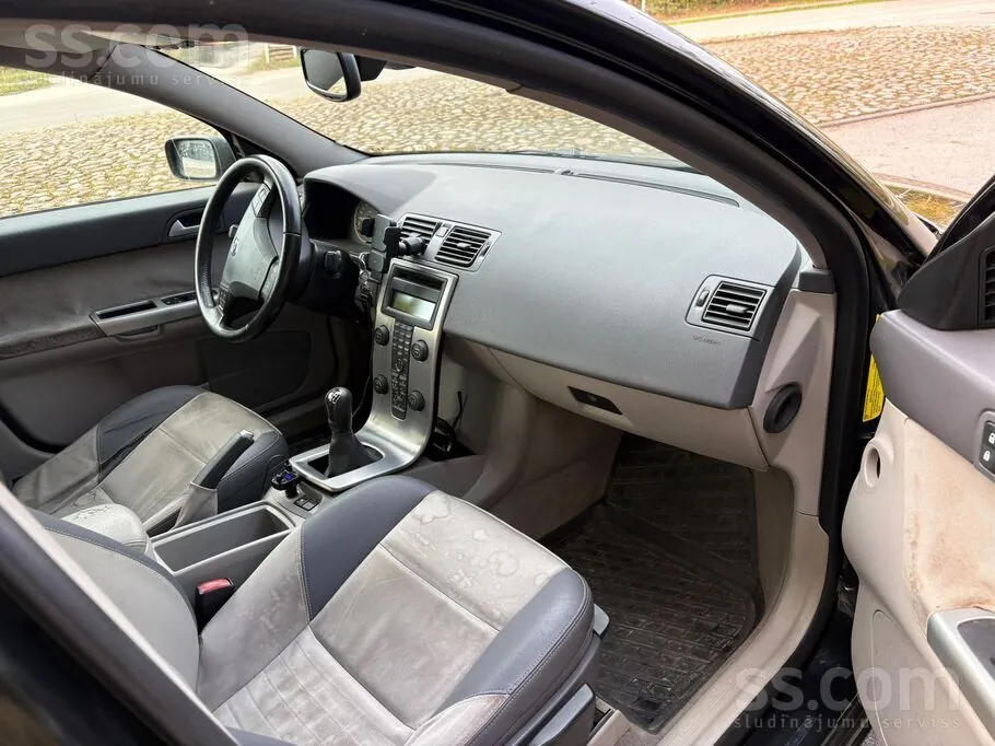 Volvo S40 2006 photo 2