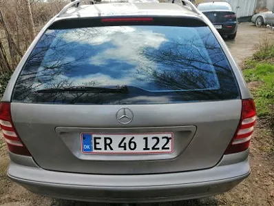 Mercedes-Benz C180