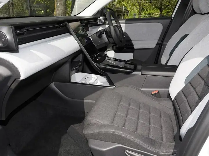 Citroen C5 Aircross 2026 photo 5