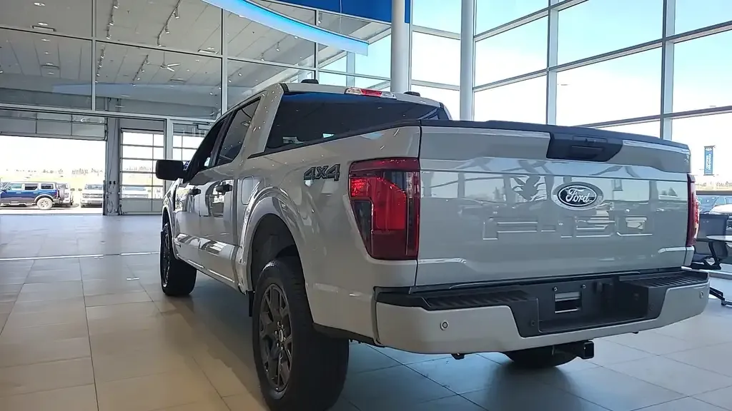 Ford F-150 2026 photo 3