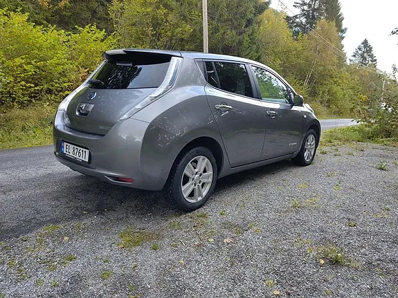 Nissan Leaf 2016 photo 5