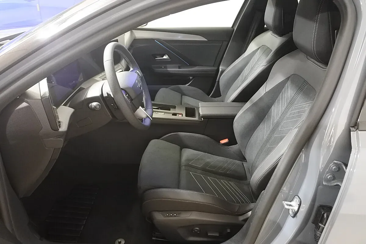 Opel Astra 2026 photo 3