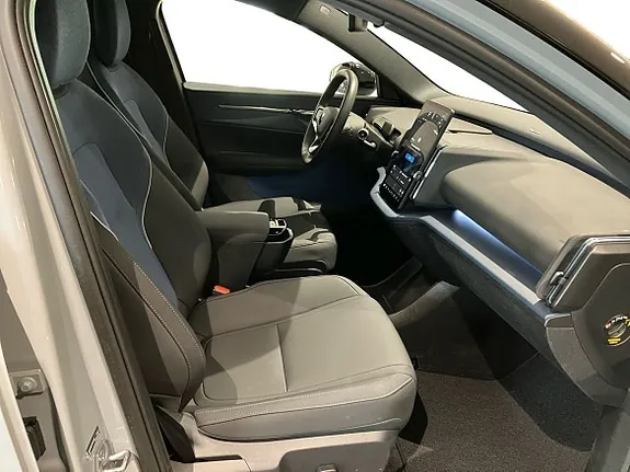 Volvo Ex30 2025 photo 4