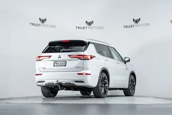 Mitsubishi Outlander 2022 photo 4