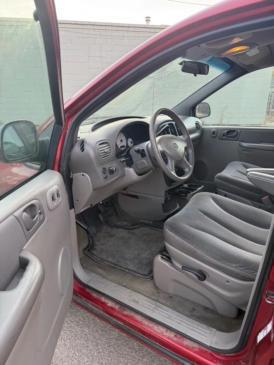 Dodge Caravan 2002 photo 5