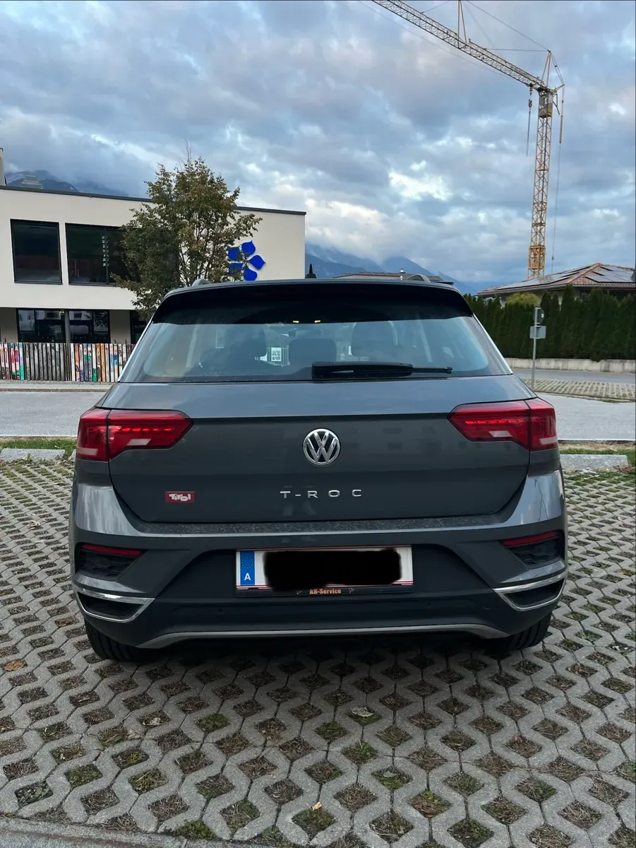 Volkswagen T-Roc 2019 photo 2