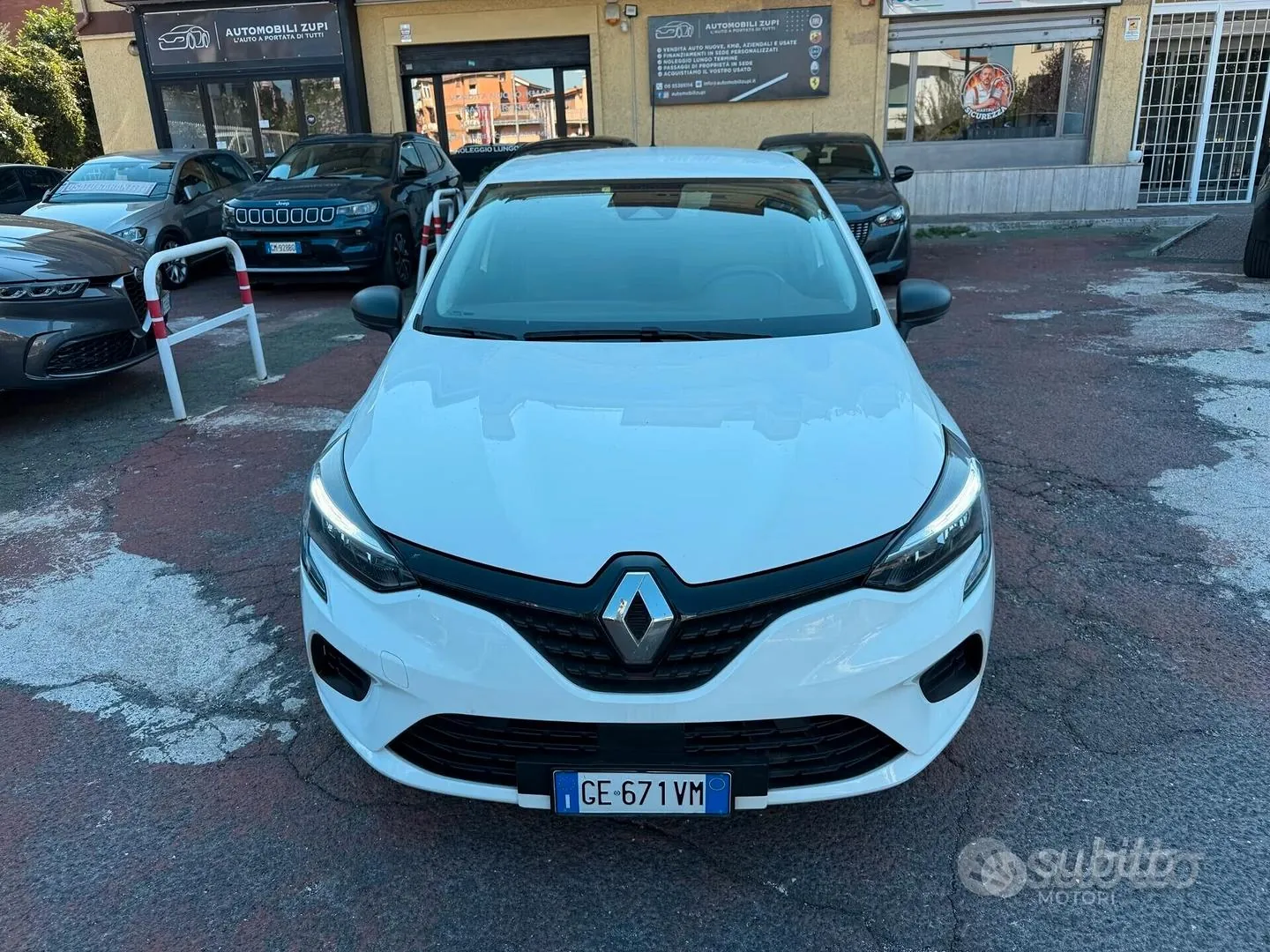 Renault Clio 2021 photo 2