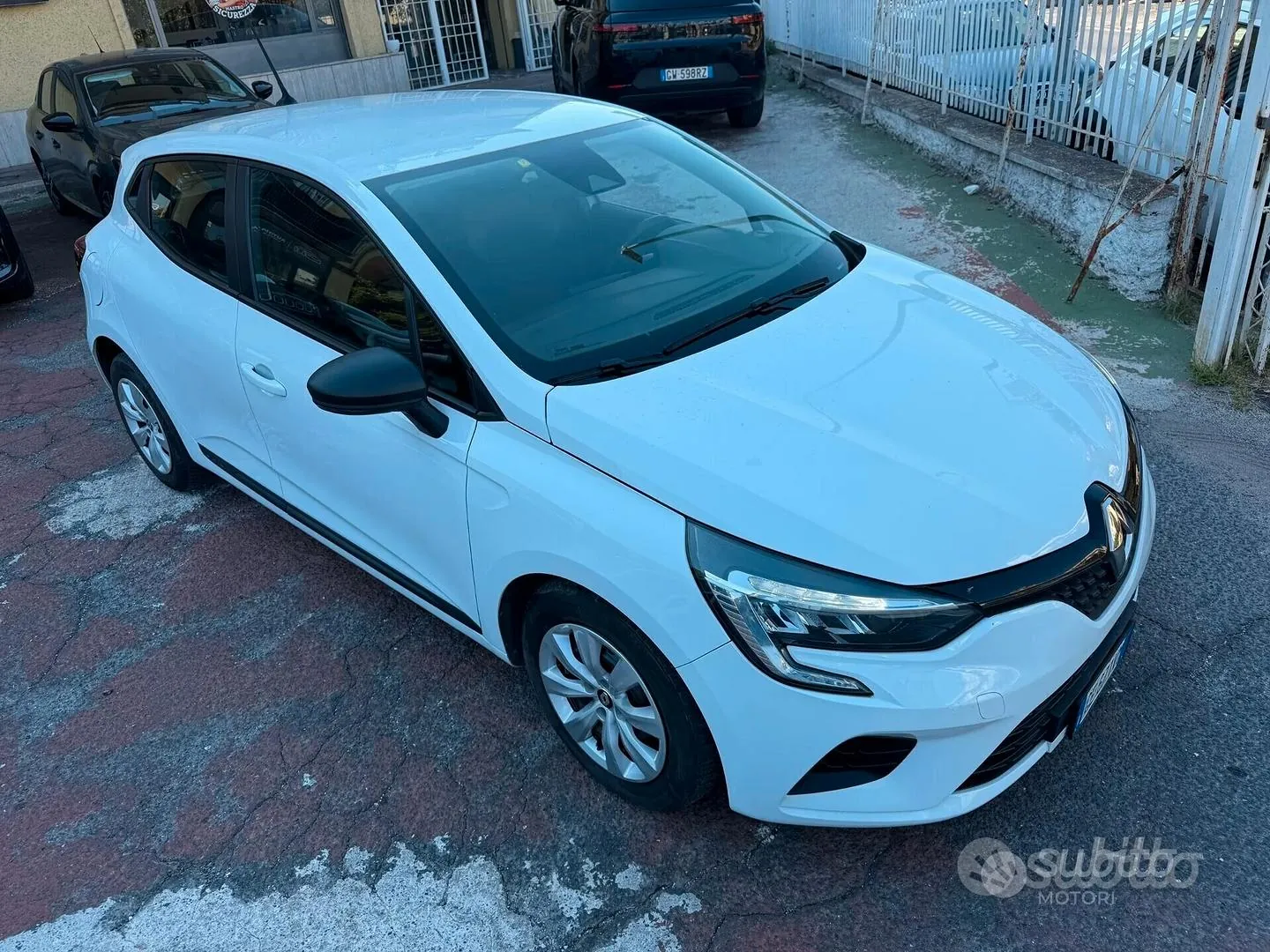 Renault Clio 2021 photo 3