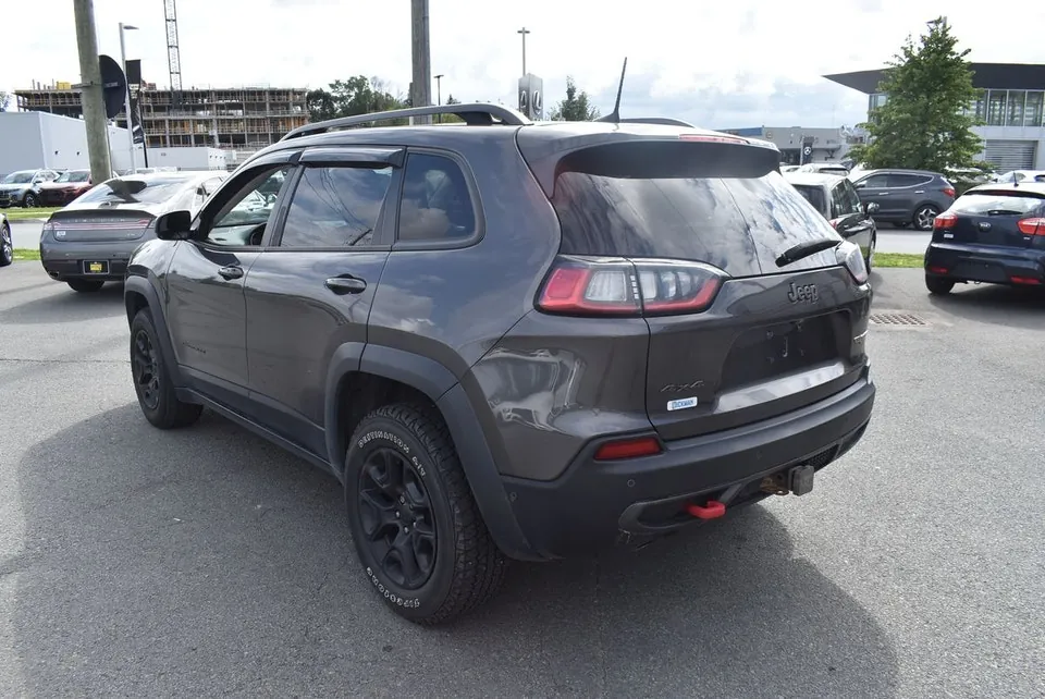 Jeep Cherokee 2021 photo 3