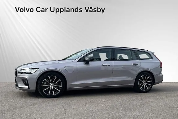 Volvo V60 2026 photo 2