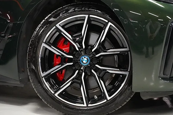 BMW I4 2023 photo 4
