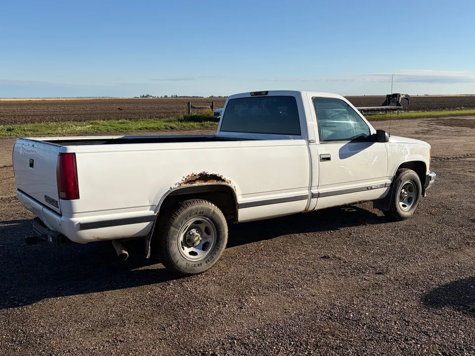 Chevrolet C/K Pickup 1500 1996 photo 4