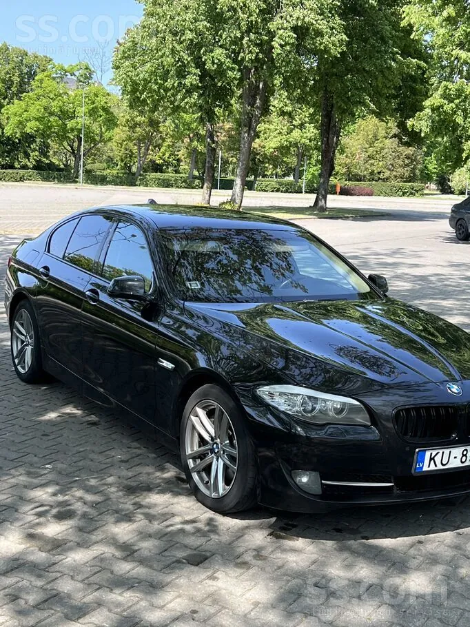 BMW 530 2012 photo 5