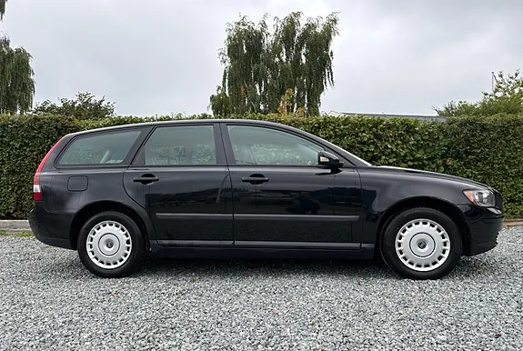 Volvo V50 2006 photo 2