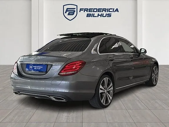 Mercedes-Benz C350 E 2017 photo 3