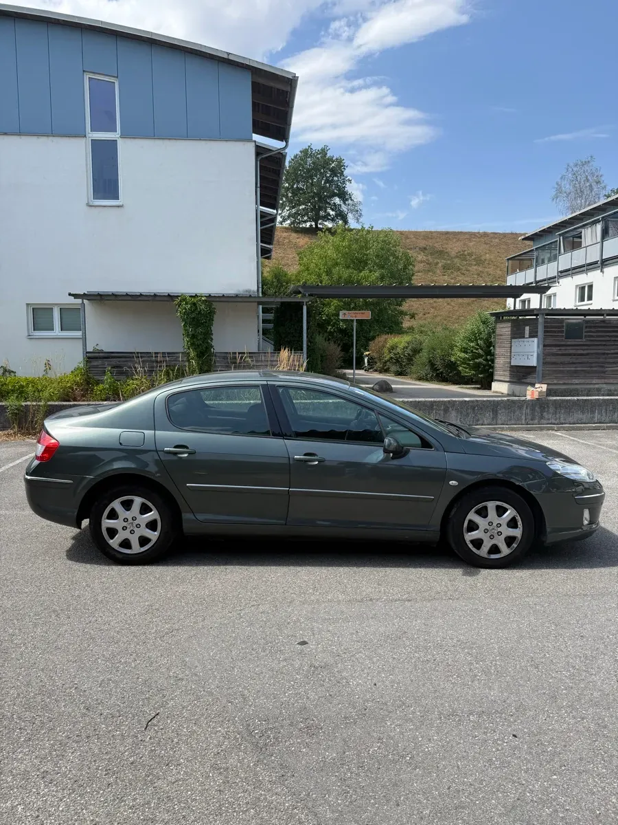 Peugeot 407 2008 photo 3