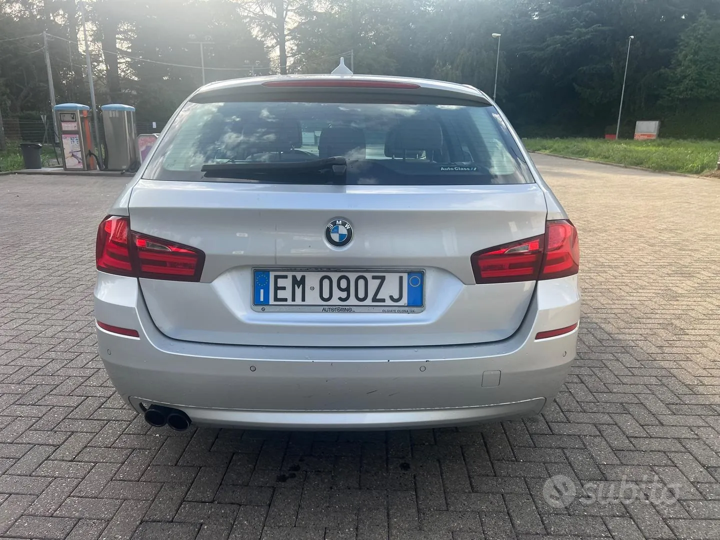 BMW 5 Series 2012 photo 5