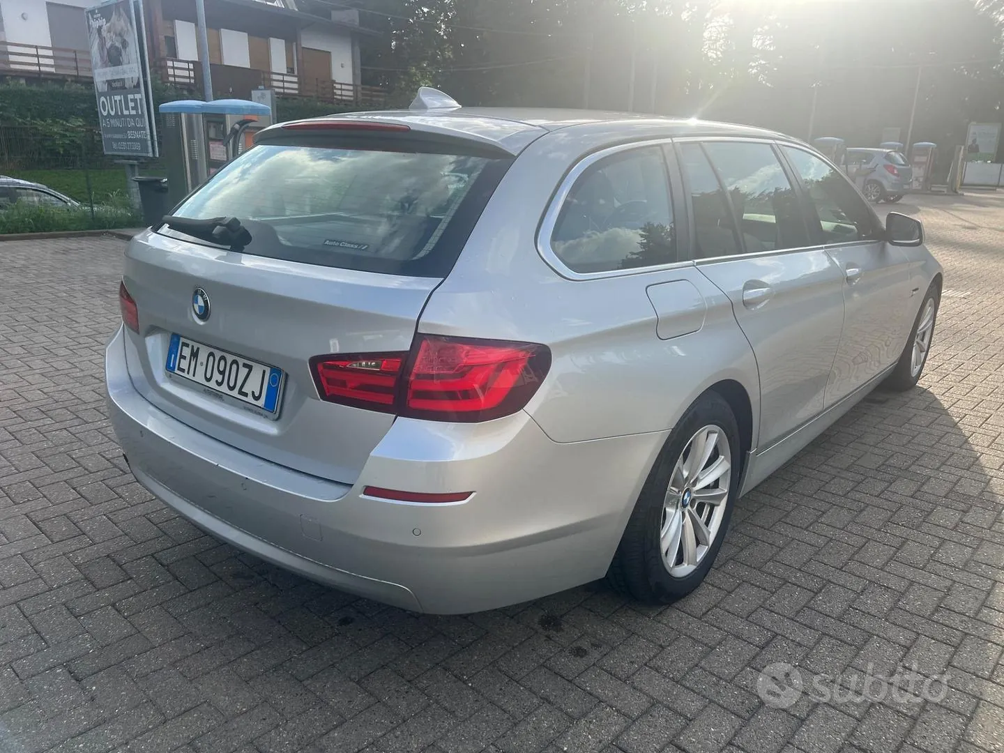 BMW 5 Series 2012 photo 4