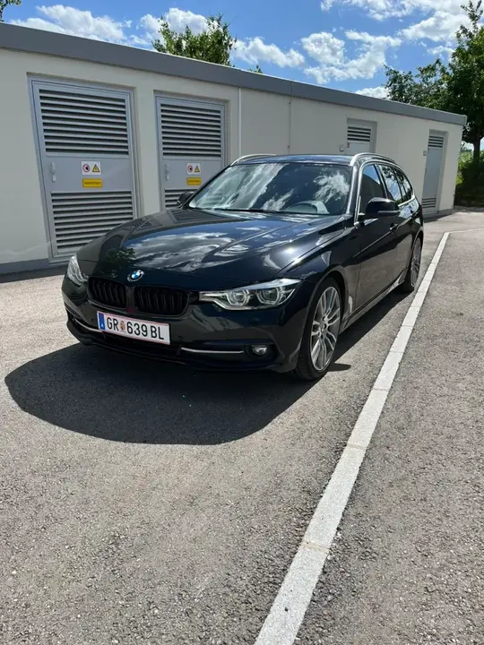 BMW 3 Series 2017 photo 2
