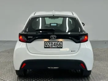 Toyota Yaris 2024 photo 5