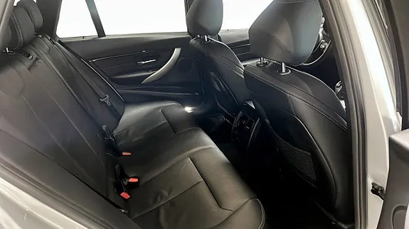 BMW 320D 2018 photo 5
