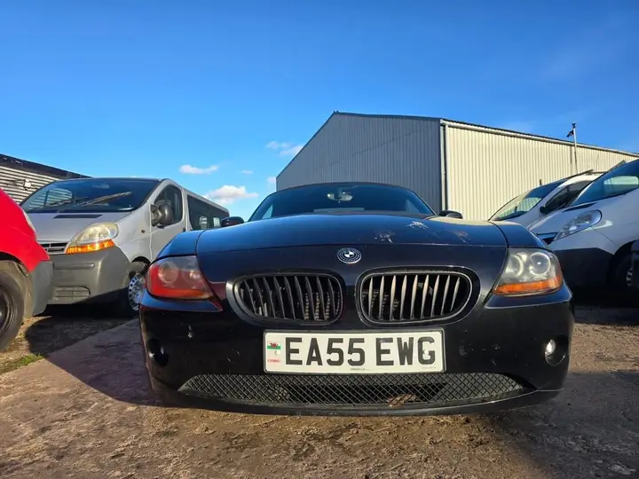 BMW Z4 2005 photo 2