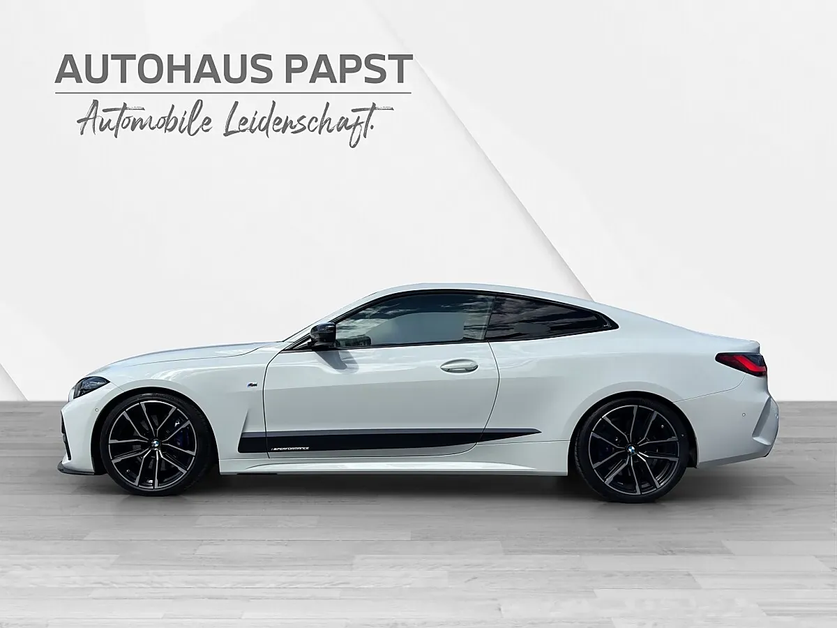 BMW 4 Series 2023 photo 2
