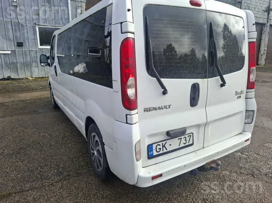 Renault Trafic 2011 photo 4