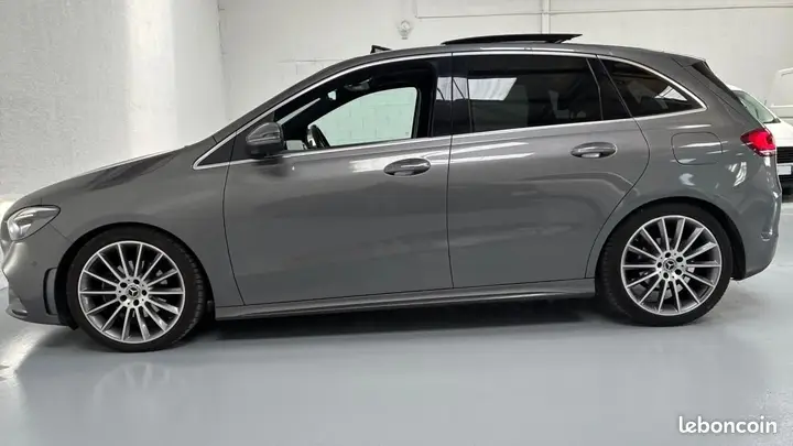 Mercedes-Benz B-Class 2019 photo 4
