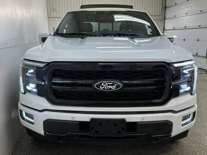 Ford F-150 2024 photo 2