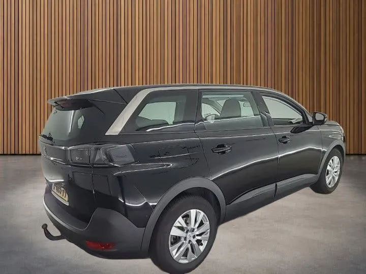 Peugeot 5008 2022 photo 2