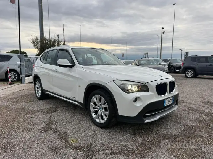 BMW X1 2011 photo 3