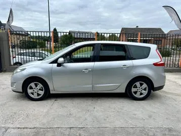 Renault Grand Scenic 2011 photo 3